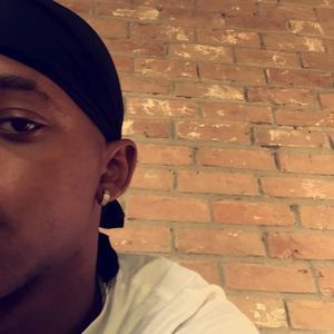 Meet your Posher, Julian